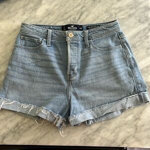 Hollister Vintage Stretch Ultra High Rise Mom Shorts size 28 (7) Exc. Condition!